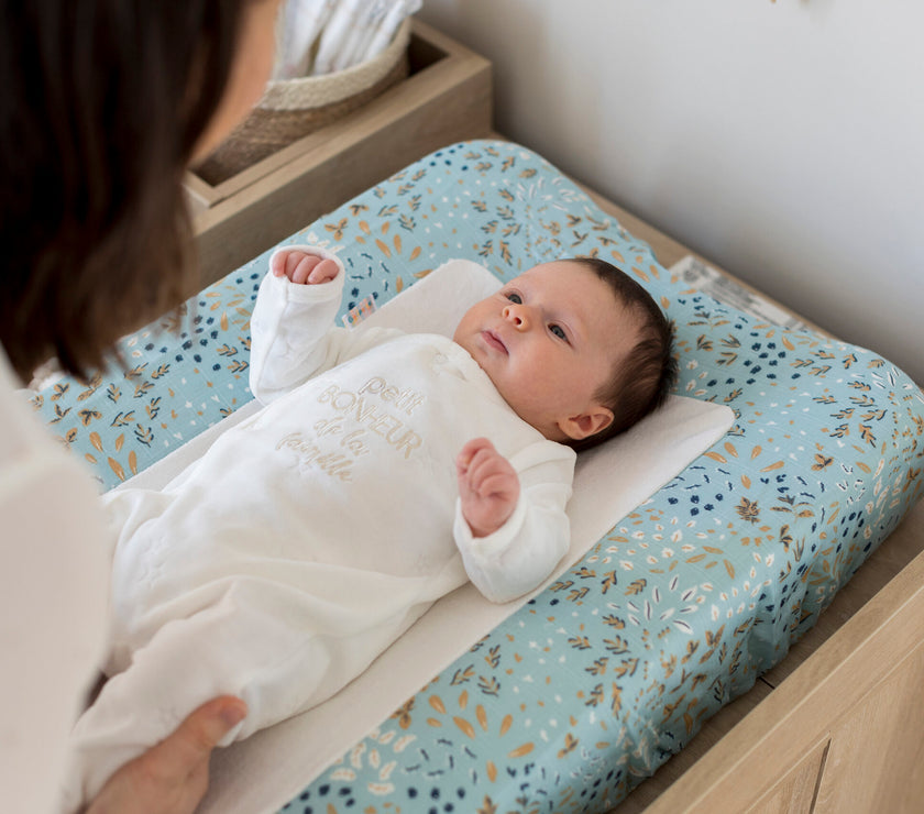 HOUSSE DE MATELAS A LANGER FEUILLES