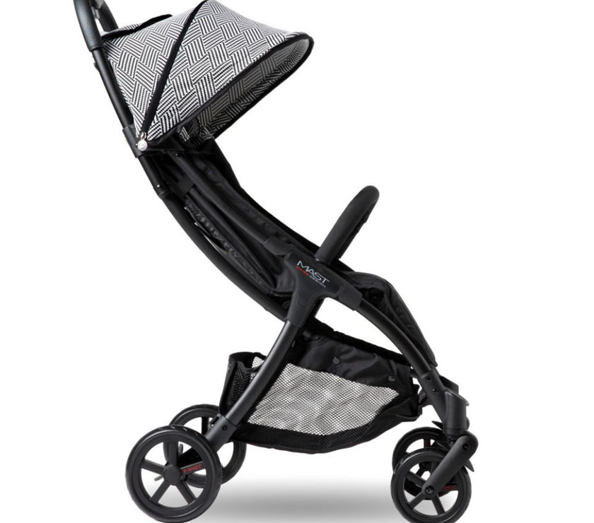 Poussette compacte M2 Optical Mast swiss design