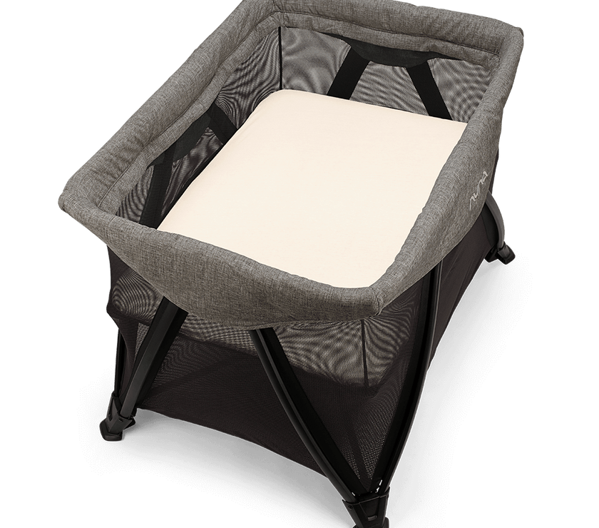 Nuna Sena Aire Schirmbett und Laufstall – Anthrazit
