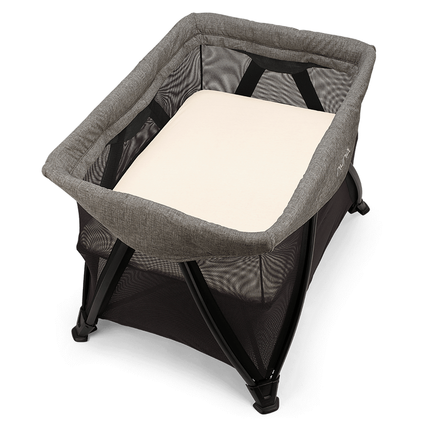 Nuna Sena Aire Schirmbett und Laufstall – Anthrazit
