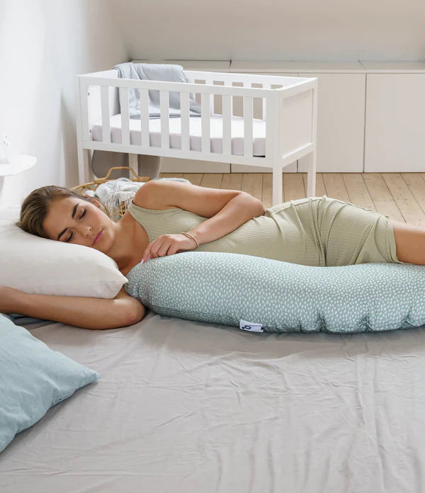 doomoo Buddy Leaves Green maternity cushion
