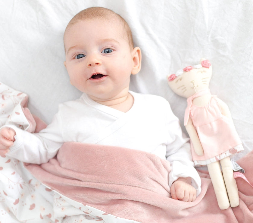Couverture bébé fille - Fleurs Rose et Lili - Mode Bébé Claye
