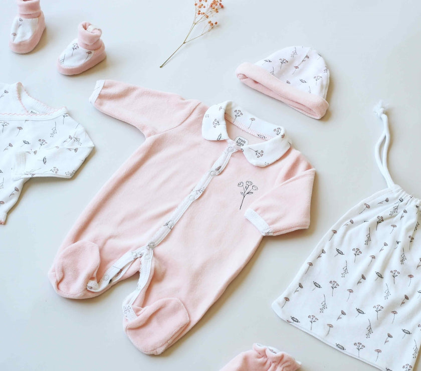 Kit naissance 6 pièces - Fleurs 1 mois - Mode Bébé Claye