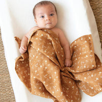 Lot de 3 langes Camel et fleuris - 70x70cm - Mode Bébé Claye